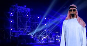 Πενήντα χιλιάδες ευρώ κόστισε στους υπαλλήλους του ΣΔΟΕ να μεταμφιεστούν σε Άραβες για τη συναυλία του Αντώνη Ρέμου στο Nammos