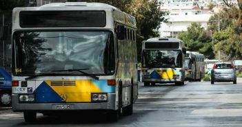 Υποχρεωμένα να παίζουν Καζαντζίδη τα αστικά λεωφορεία μετά τη συμφωνία με τα ΚΤΕΛ