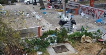Σε όποιον αρέσουν τα σκουπίδια μπορεί να πάει να δουλέψει μια βδομάδα σε χωματερή, προτείνουν οι κάτοικοι του Παγκρατίου